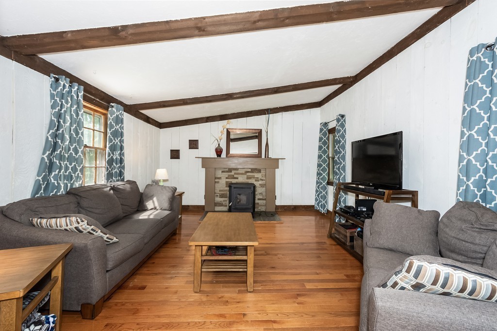437 South Bolton Road Bolton, MA 01740 - Photo 13 of 27 Gallery Image 13