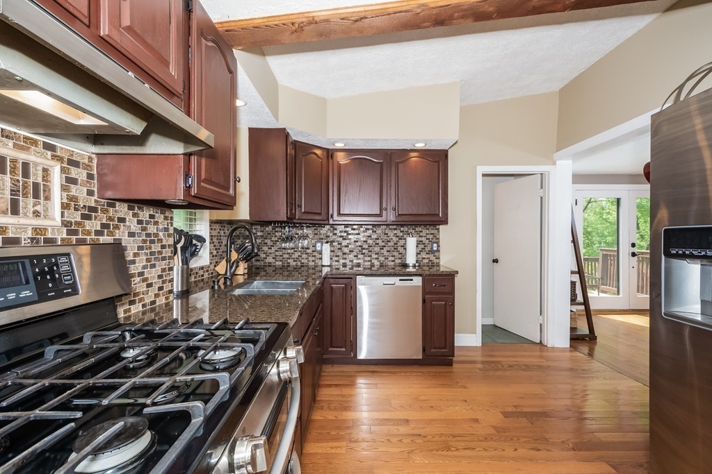 437 South Bolton Road Bolton, MA 01740 - Photo 8 of 27 Gallery Image 8