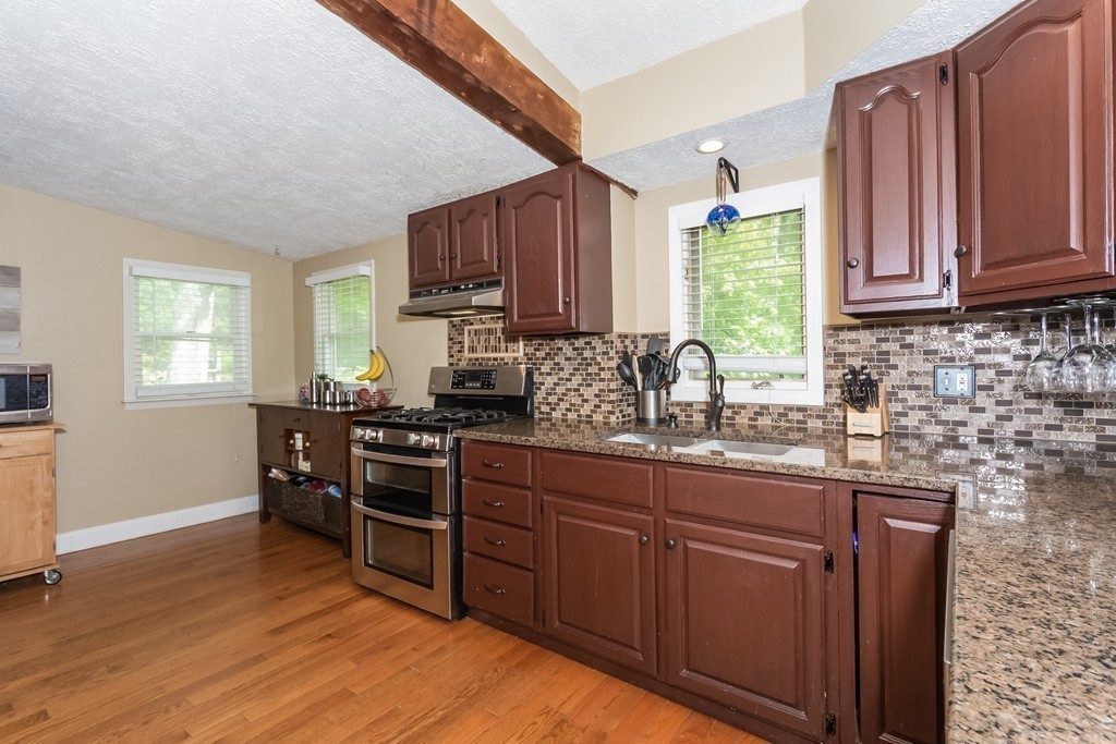 437 South Bolton Road Bolton, MA 01740 - Photo 9 of 27 Gallery Image 9
