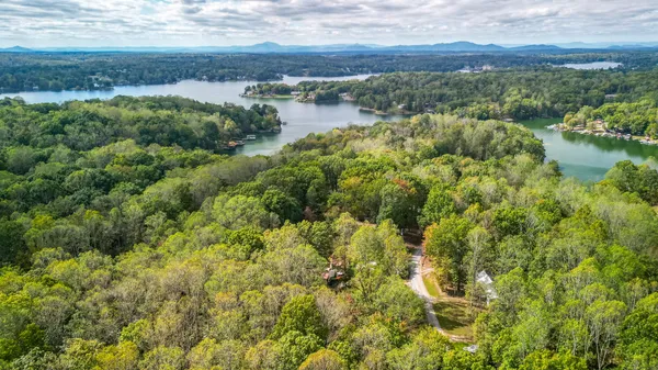 $228,000 | 105 Whisperridge Court, Moneta, VA 24121