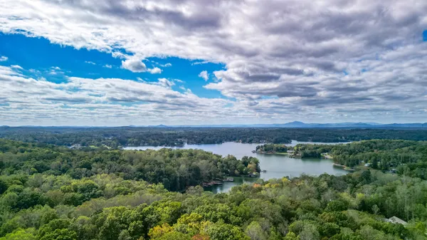 $228,000 | 105 Whisperridge Court, Moneta, VA 24121