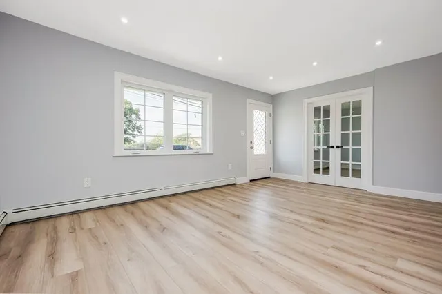 $949,000 | 335 Peninsula Boulevard, Cedarhurst, NY 11516