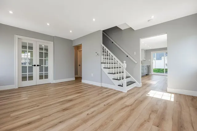 $949,000 | 335 Peninsula Boulevard, Cedarhurst, NY 11516