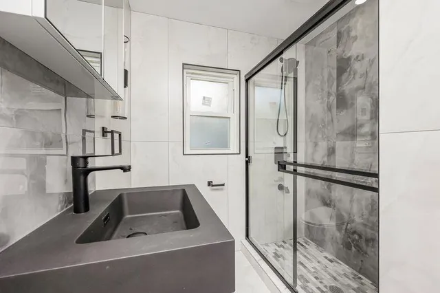 $949,000 | 335 Peninsula Boulevard, Cedarhurst, NY 11516