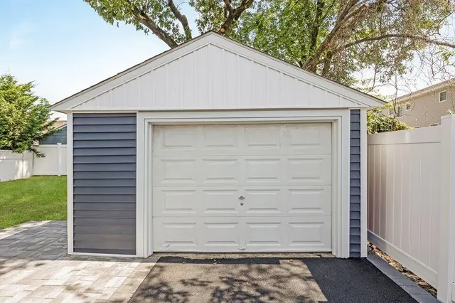 $949,000 | 335 Peninsula Boulevard, Cedarhurst, NY 11516