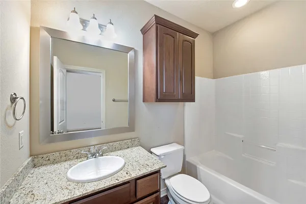 $1,900 | 533 Forest Drive, College Station, TX 77840