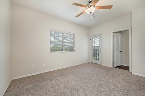 $1,900 | 533 Forest Drive, College Station, TX 77840