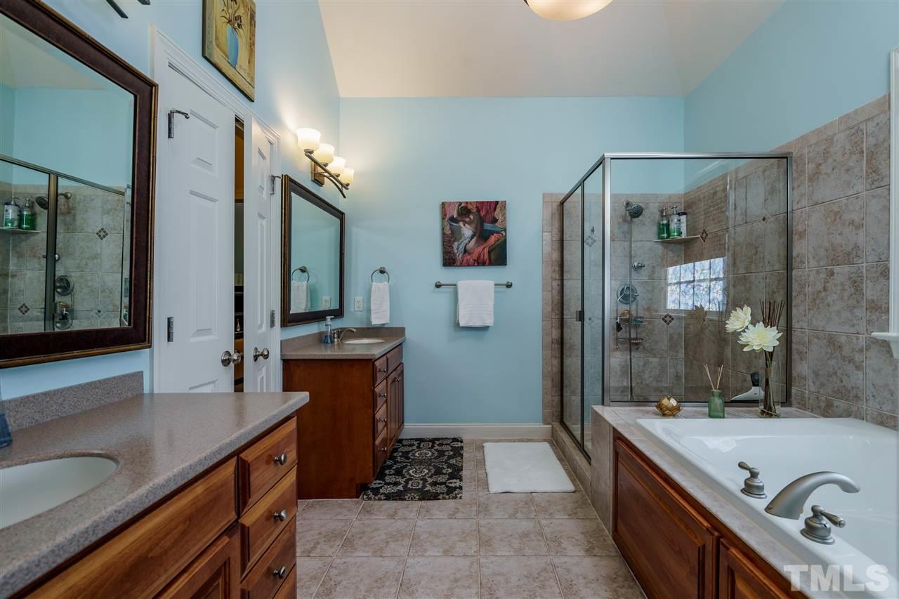 7105 Pebble Gate Drive Raleigh, NC 27612 - Photo 14 of 25 Gallery Image 14