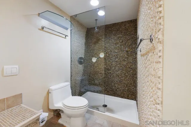 $925,000 | 5605 Friars Road, Unit 280, San Diego, CA 92110