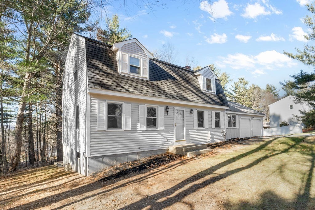 22 Browning Road Shrewsbury, MA 01545 - Photo 2 of 33 Gallery Image 2