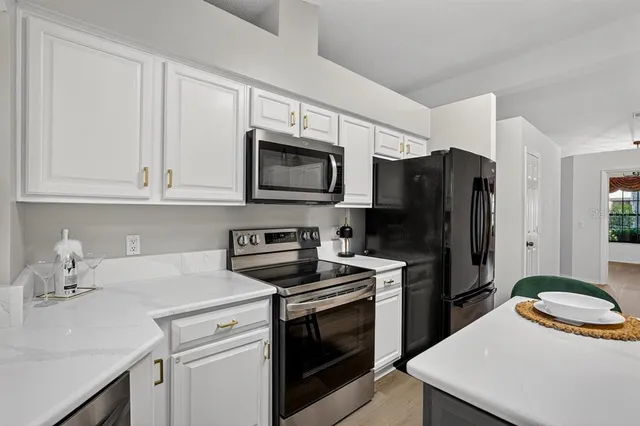 $418,500 | 929 George Hecker Drive, South Daytona, FL 32119