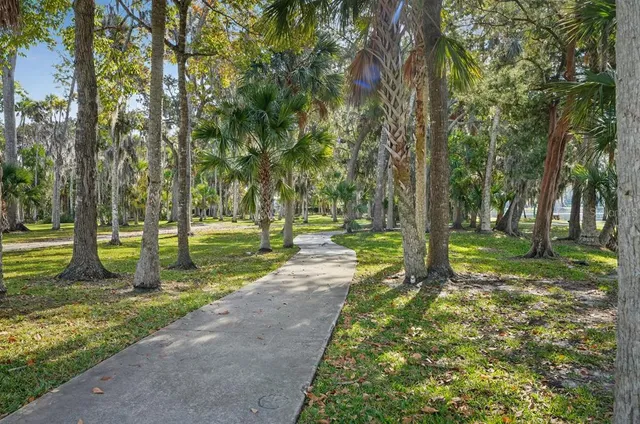 $418,500 | 929 George Hecker Drive, South Daytona, FL 32119