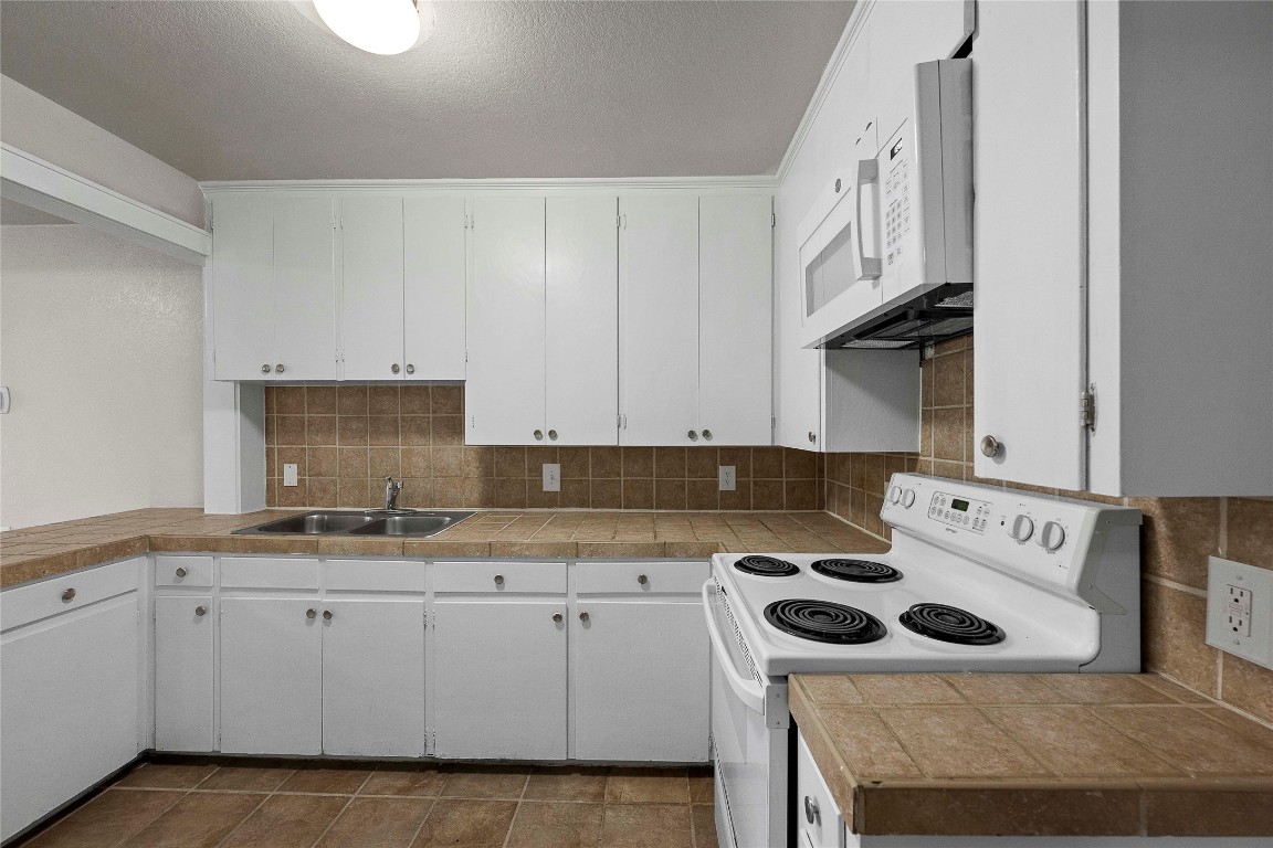 2500 Manor Road Austin, TX 78722 - Photo 13 of 27