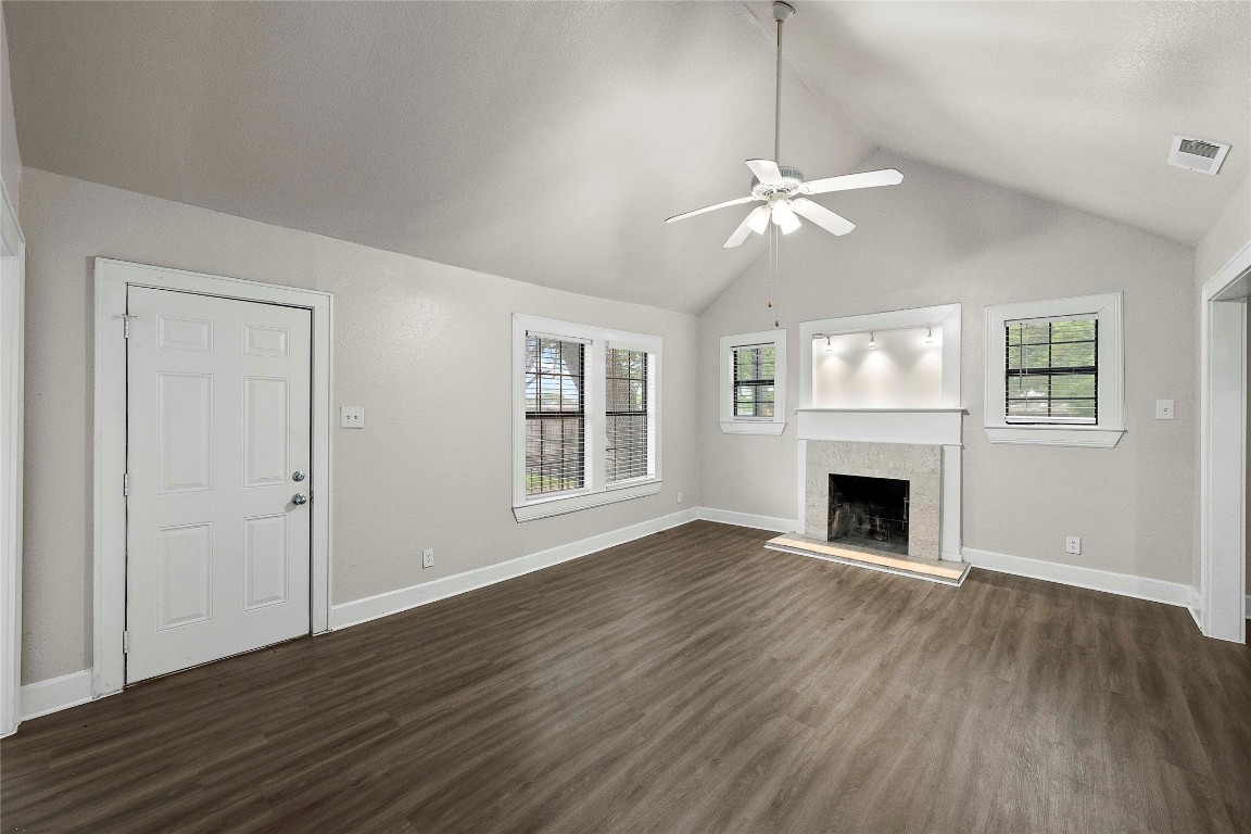 2500 Manor Road Austin, TX 78722 - Photo 3 of 27