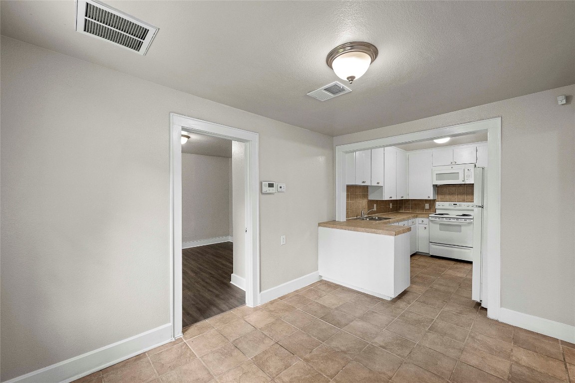 2500 Manor Road Austin, TX 78722 - Photo 9 of 27