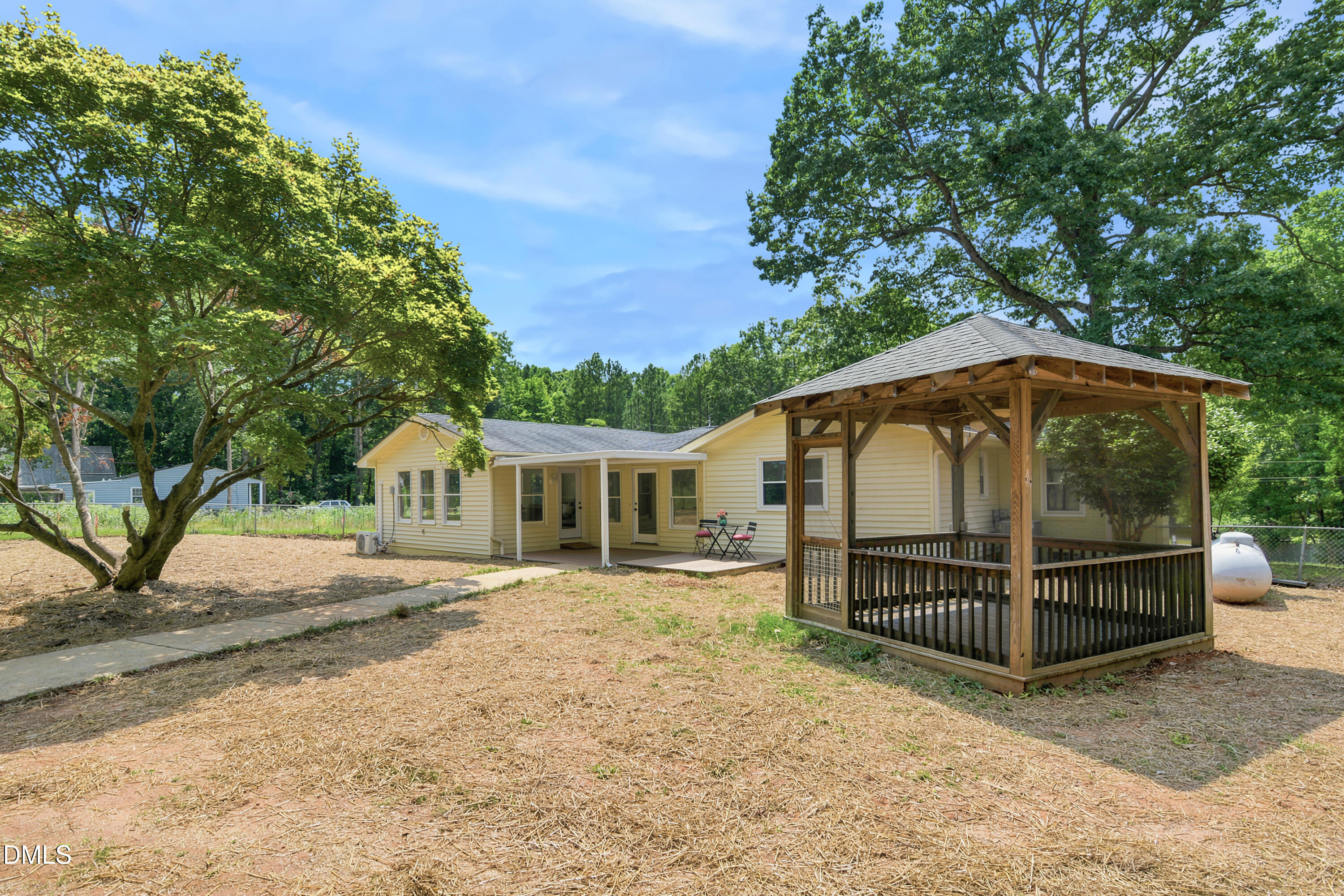 5517 Spring Road Raleigh, NC 27603 - Photo 25 of 35 25