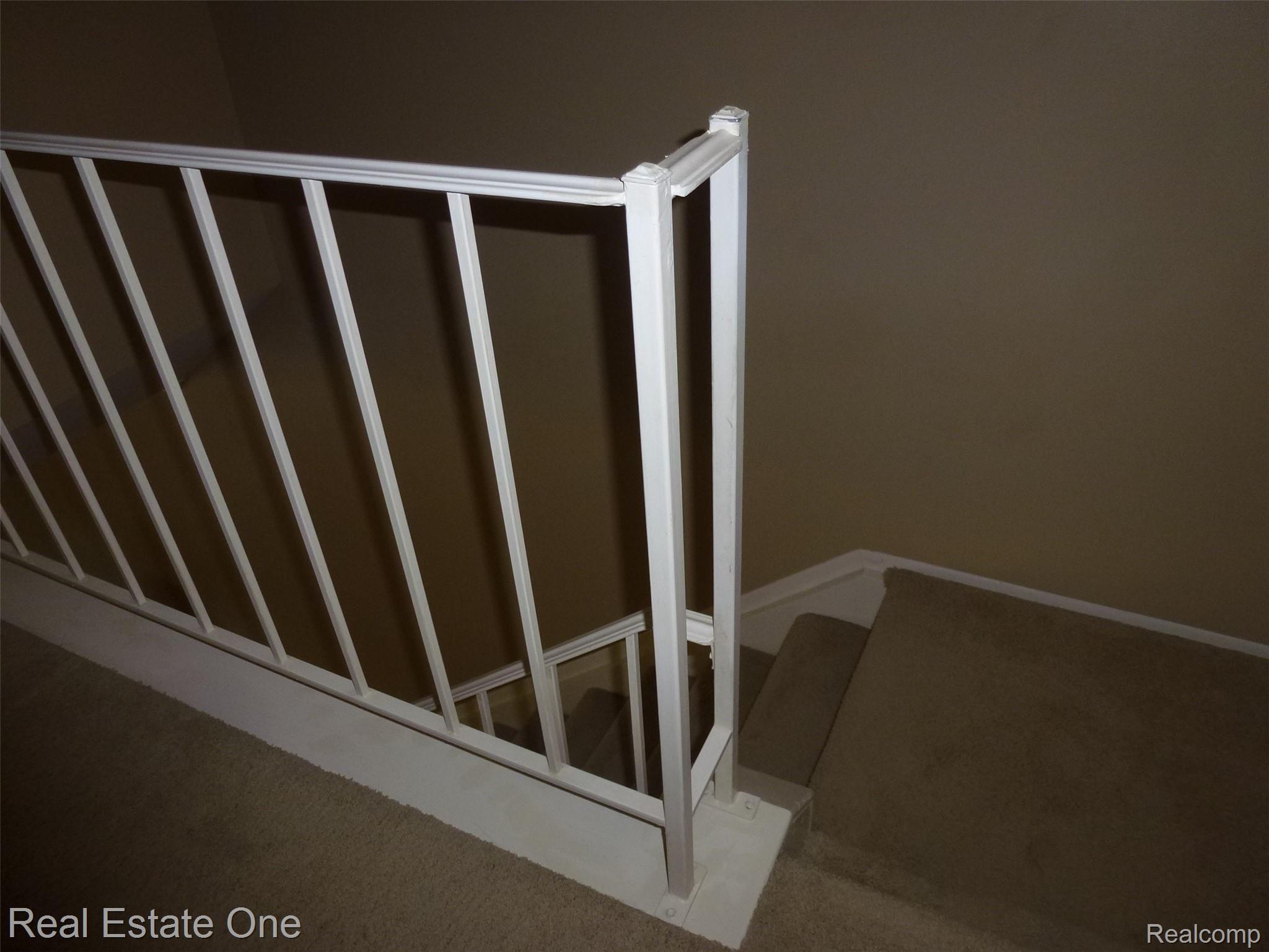 570 Tennyson, Unit 78 Rochester, MI 48307 - Photo 18 of 35 P1060975.JPG