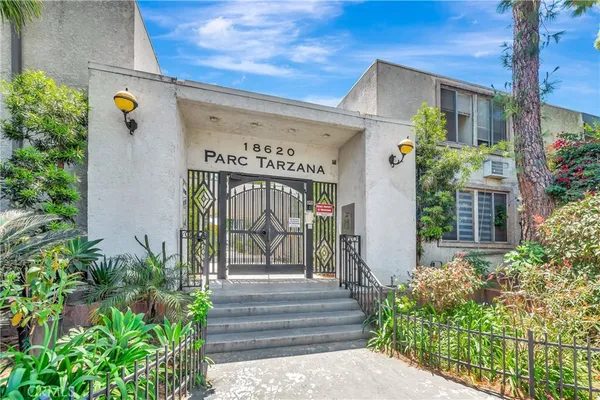 $314,900 | 18620 Hatteras Street, Unit 247, Tarzana, CA 91356