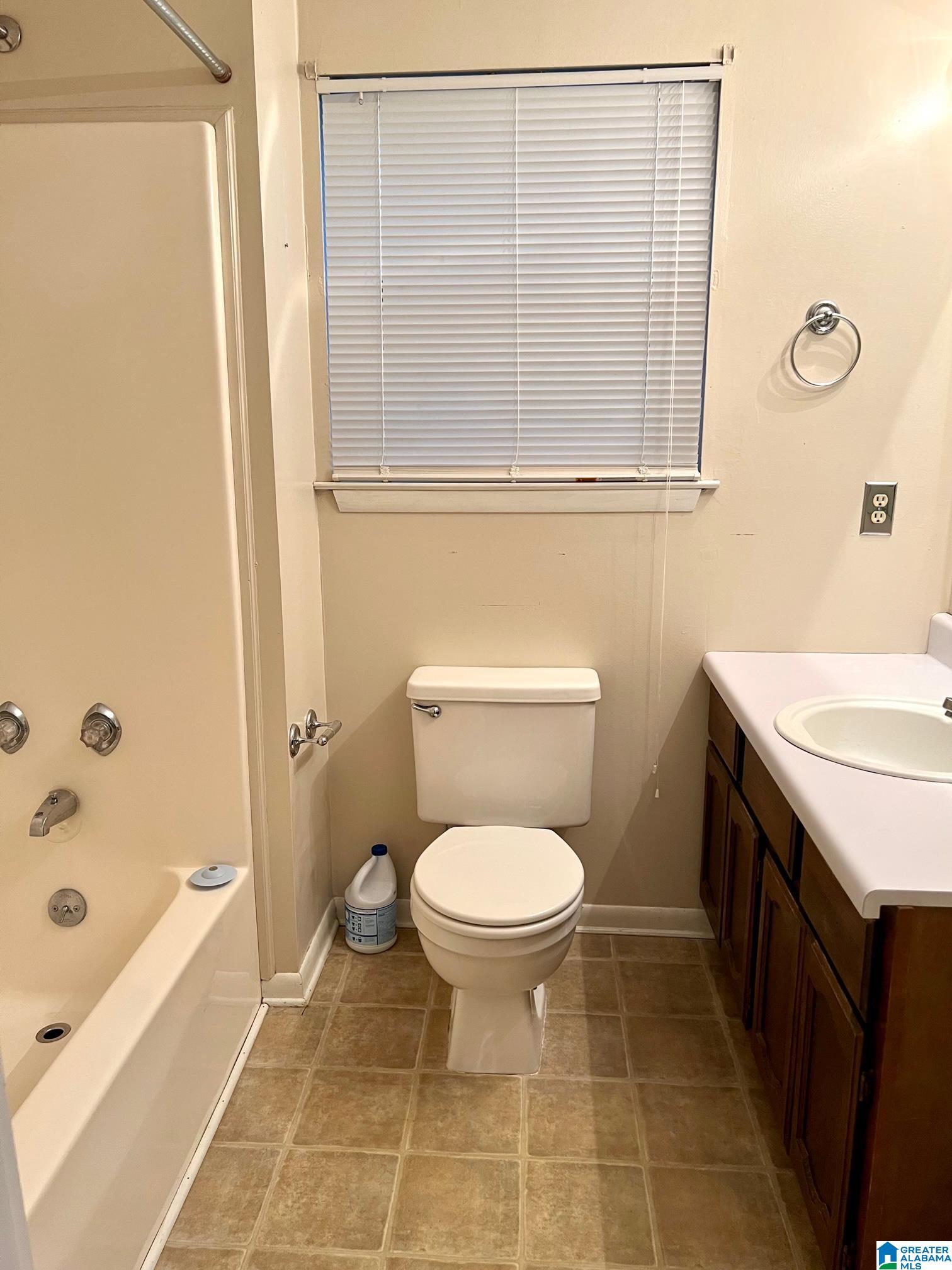 722 4th Avenue Northwest Alabaster, AL 35007 - Photo 11 of 16