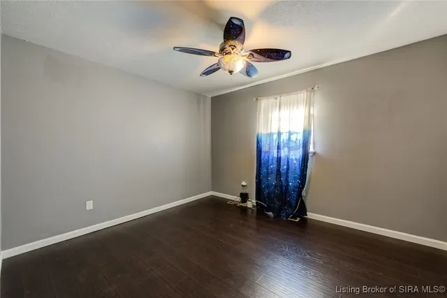 $319,000 | 914 Henryville Bluelick Road, Henryville, IN 47126