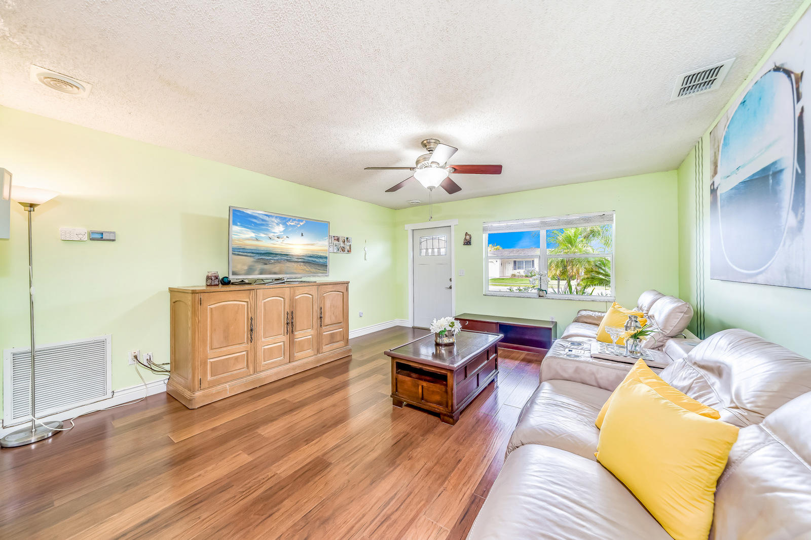 22491 Labrador Street Boca Raton, FL 33428 - Photo 14 of 74 Living Room