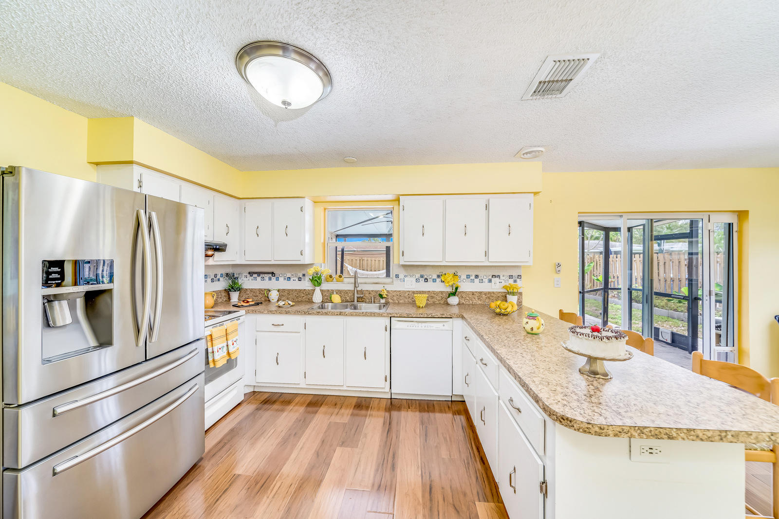 22491 Labrador Street Boca Raton, FL 33428 - Photo 32 of 74 Kitchen