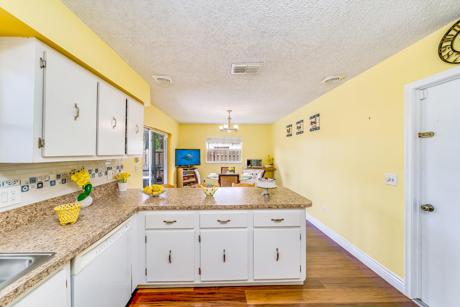 22491 Labrador Street Boca Raton, FL 33428 - Photo 39 of 74 Kitchen