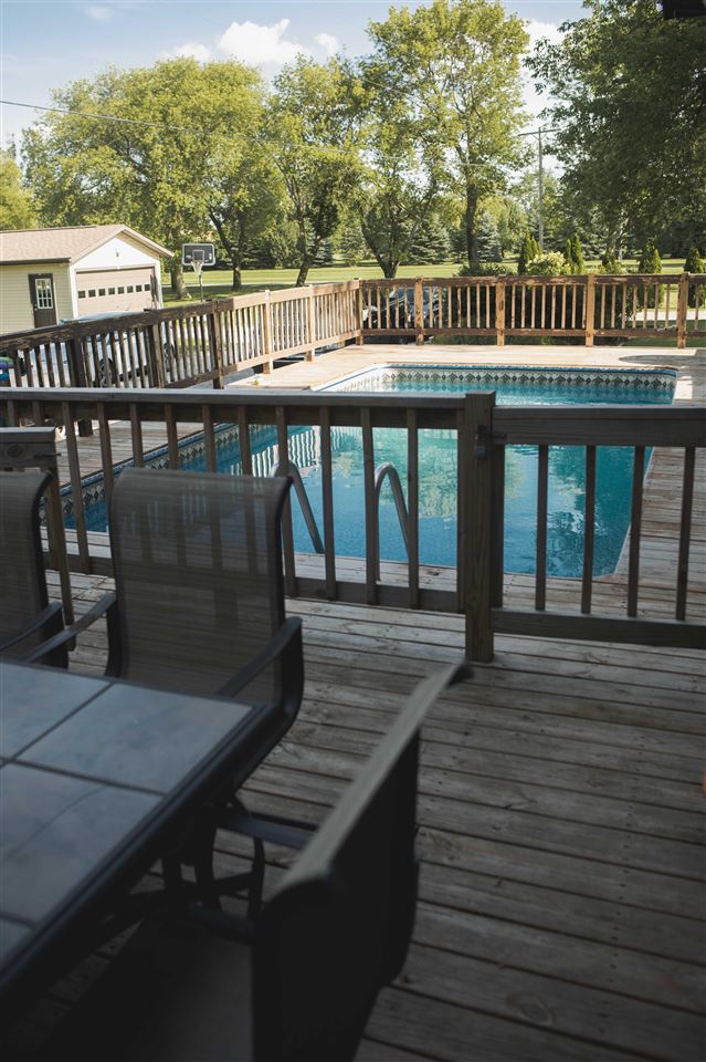 8134 Sheridan Road New Lothrop, MI 48460 - Photo 6 of 28 50047557-5.JPG