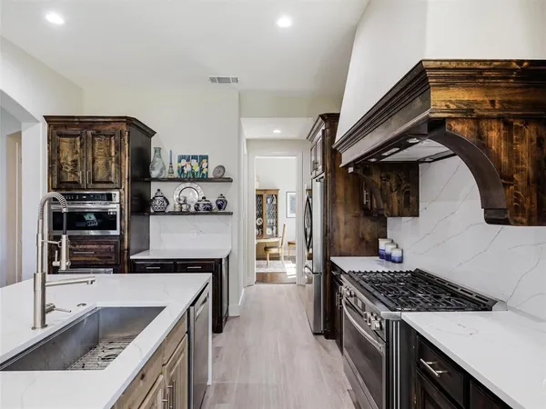 $829,900 | 8841 Sutton Drive, Frisco, TX 75035