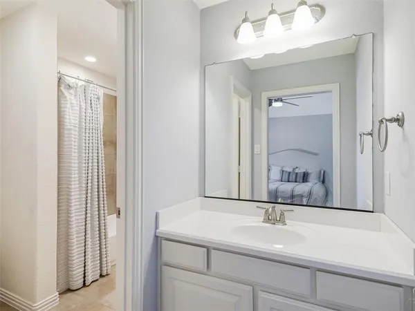 $829,900 | 8841 Sutton Drive, Frisco, TX 75035