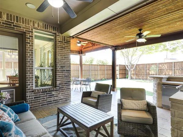 $829,900 | 8841 Sutton Drive, Frisco, TX 75035