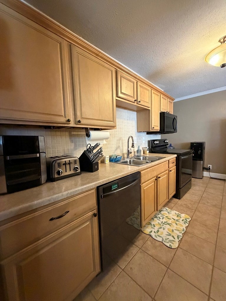 1385 Blue Jay 6 Road Cool Ridge, WV 25825 - Photo 37 of 76 Gallery Image 37