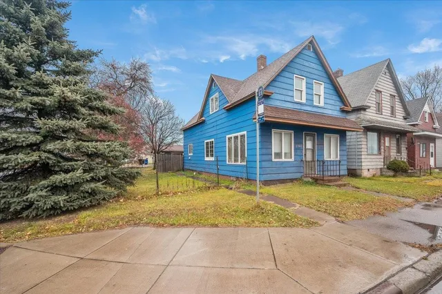 $165,000 | 3701 East 2nd Street, Superior, WI 54880