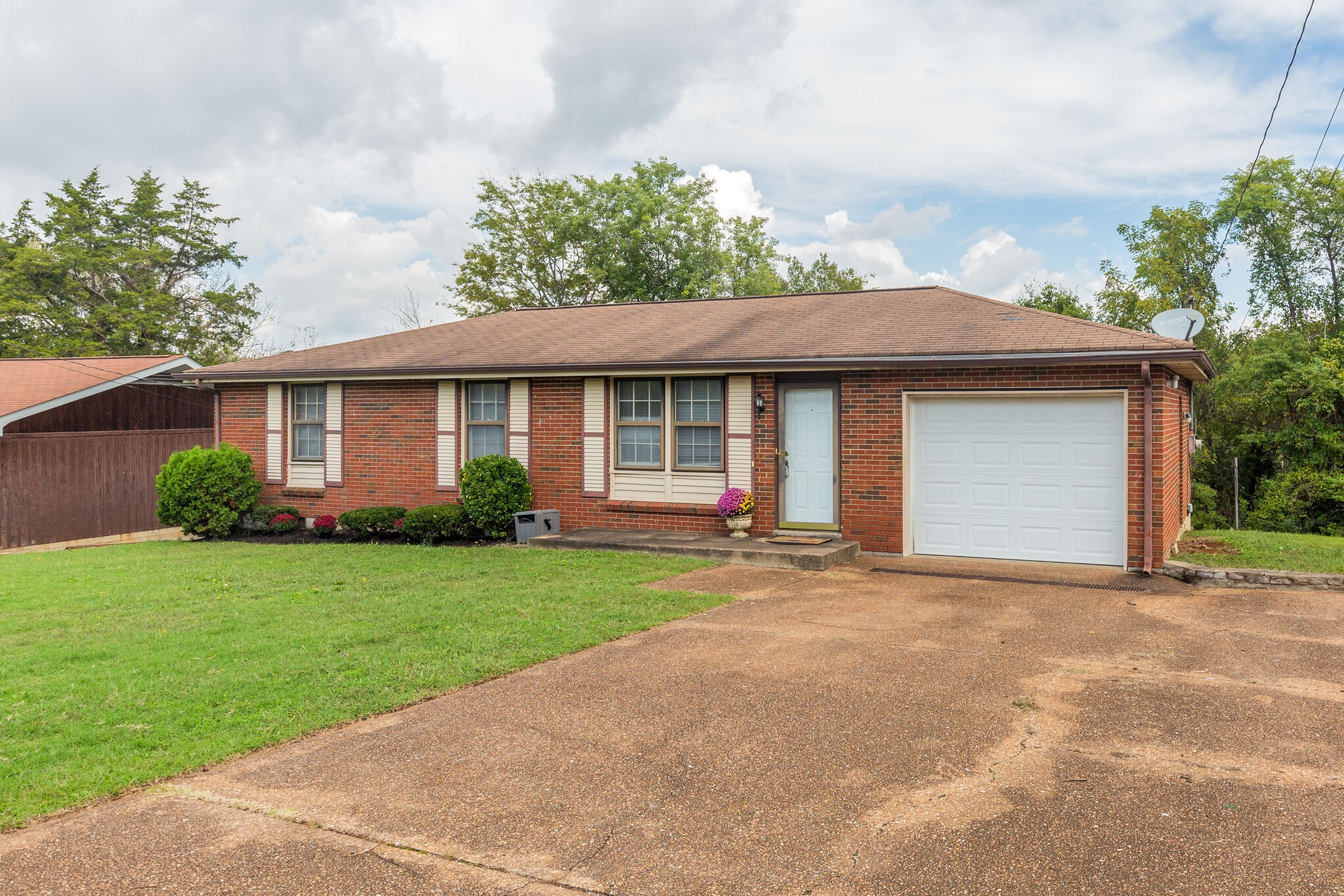 716 Reeves Road Antioch, TN 37013 - Photo 1 of 16 Gallery Image 1