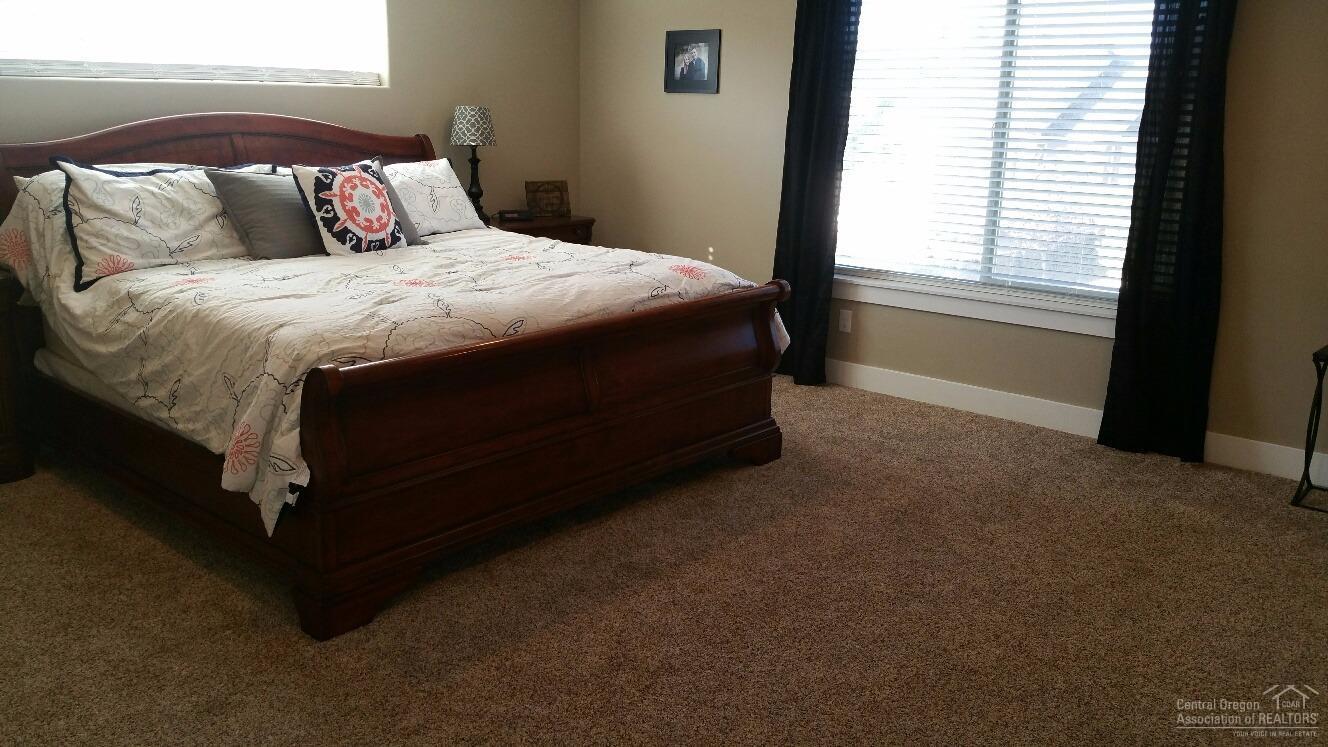 20864 Rorick Drive Bend, OR 97701 - Photo 9 of 24 Additional Photo