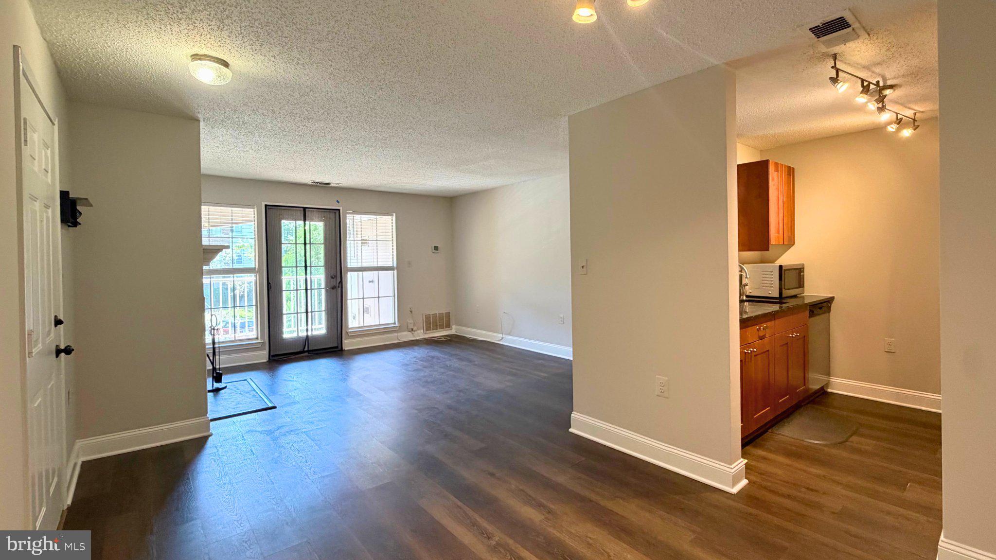 20979 Timber Ridge Terrace, Unit 204 Ashburn, VA 20147 - Photo 4 of 13 Gallery Image 4