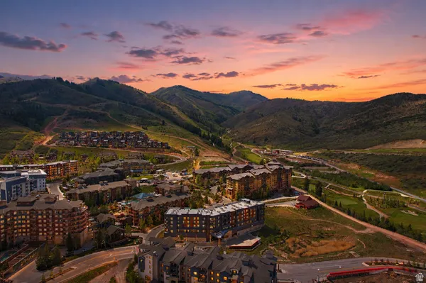 $385,000 | 2670 Canyons Resort Drive, Unit 434, Park City, UT 84098