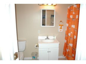 592 Hales Chapel Road Gray, TN 37615 - Photo 22 of 24 Bathroom 3