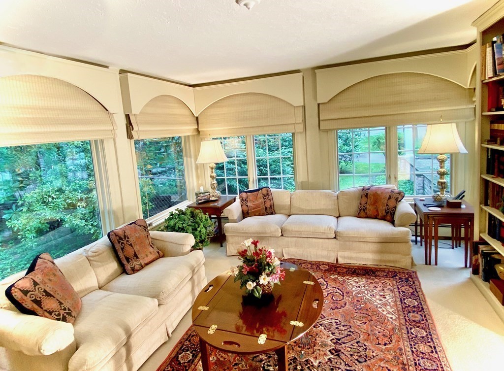111 Woodsley Road Longmeadow, MA 01106 - Photo 12 of 23 Gallery Image 12