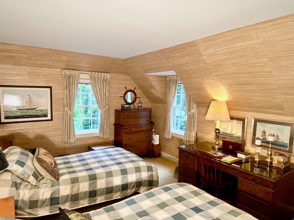 111 Woodsley Road Longmeadow, MA 01106 - Photo 18 of 23 Gallery Image 18