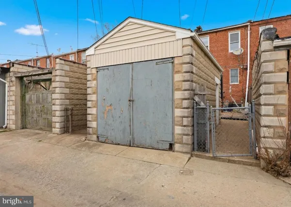 a view of a house with a garage