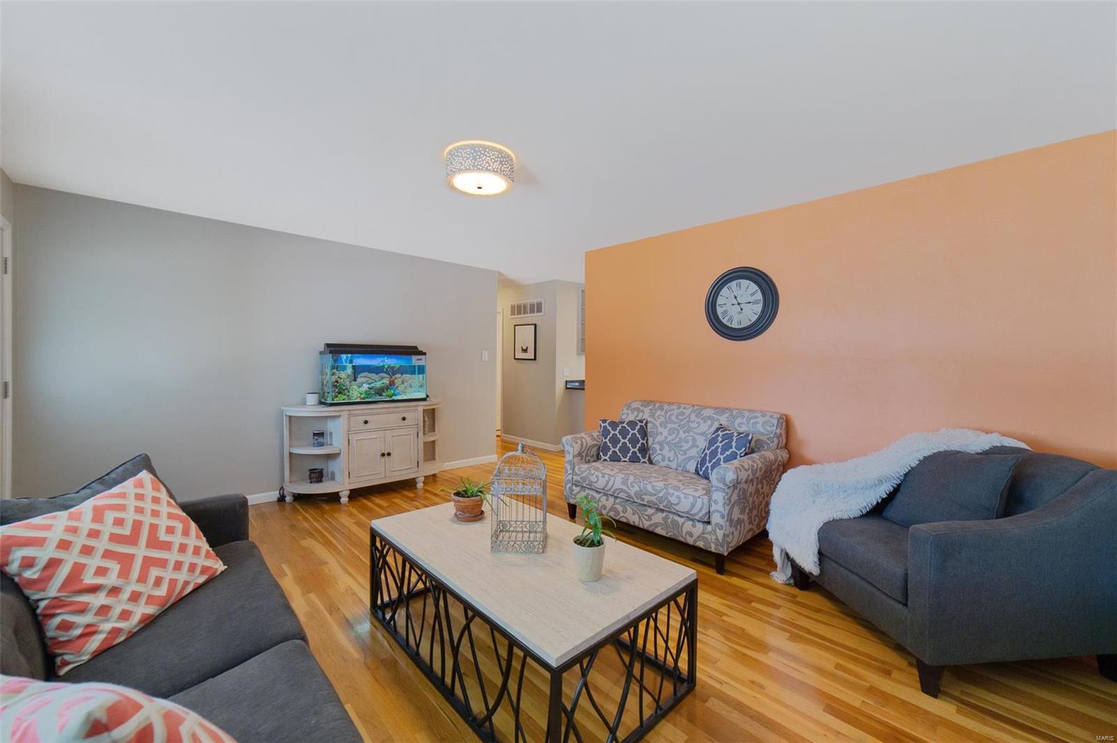3856 Buckley Road St. Louis, MO 63125 - Photo 5 of 28 Gallery Image 5