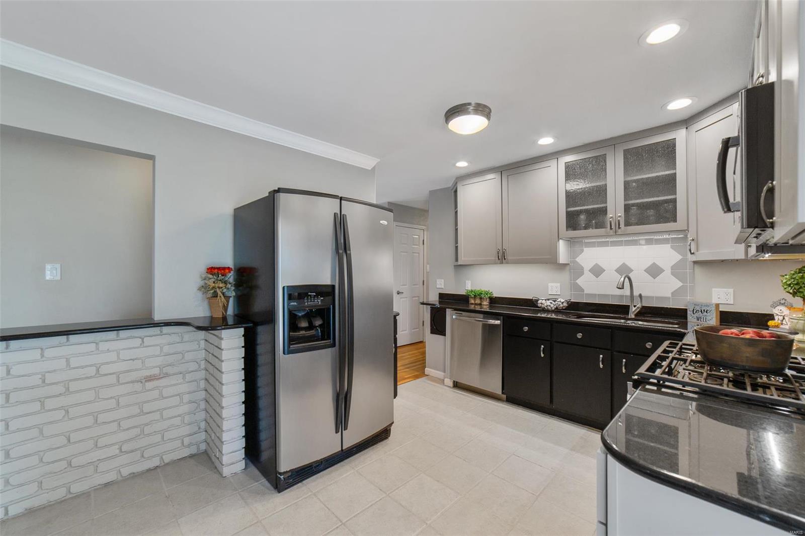 3856 Buckley Road St. Louis, MO 63125 - Photo 9 of 28 Gallery Image 9