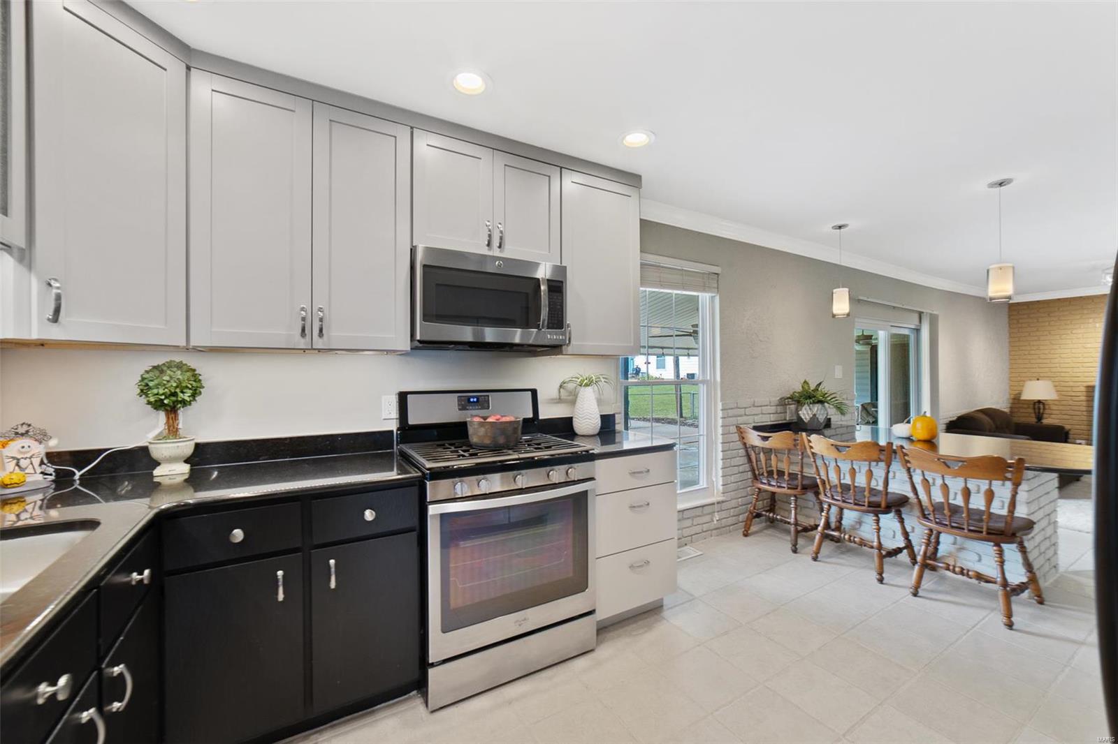 3856 Buckley Road St. Louis, MO 63125 - Photo 10 of 28 Gallery Image 10