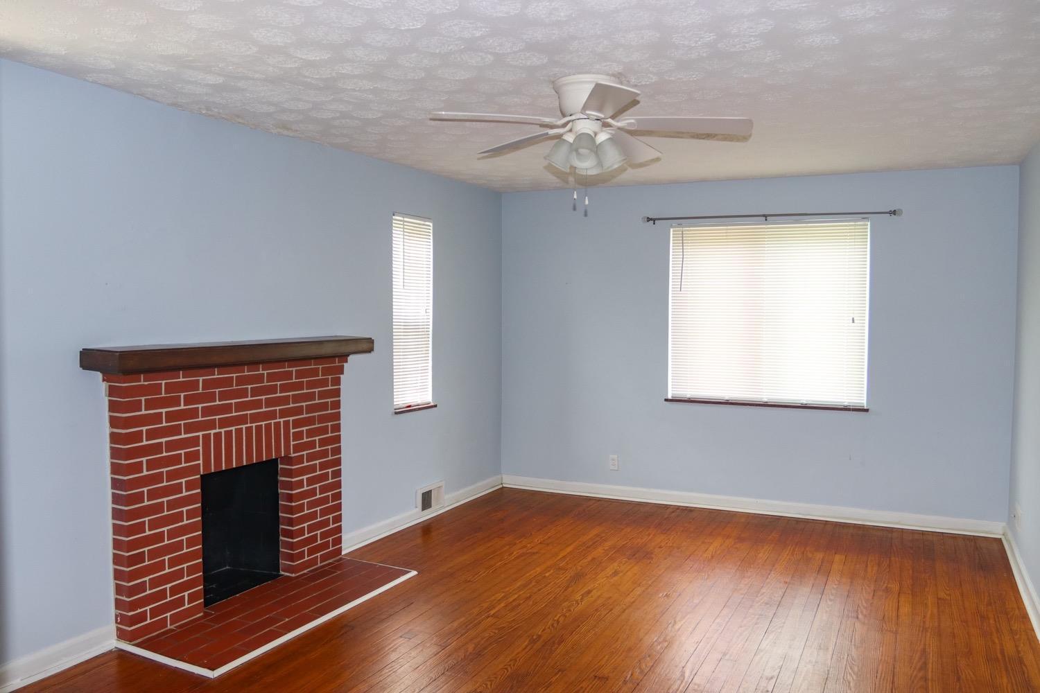 511 West North Bend Road Cincinnati, OH 45224 - Photo 9 of 28