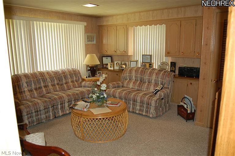 2818 Decamp Road Youngstown, OH 44511 - Photo 10 of 15 In-law Suite with Separate Bedroom and Private Entrance