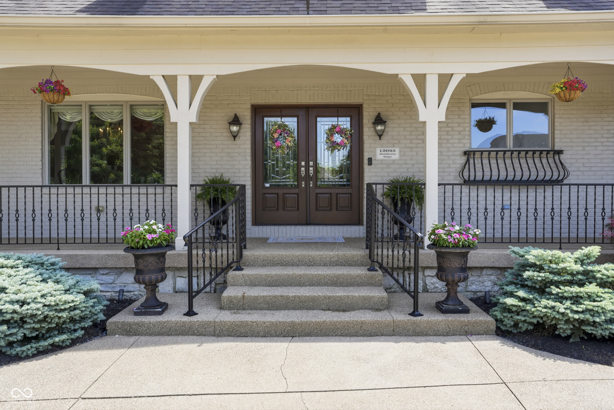 12093 Hawthorn Ridge Fishers, IN 46037 - Photo 4 of 68