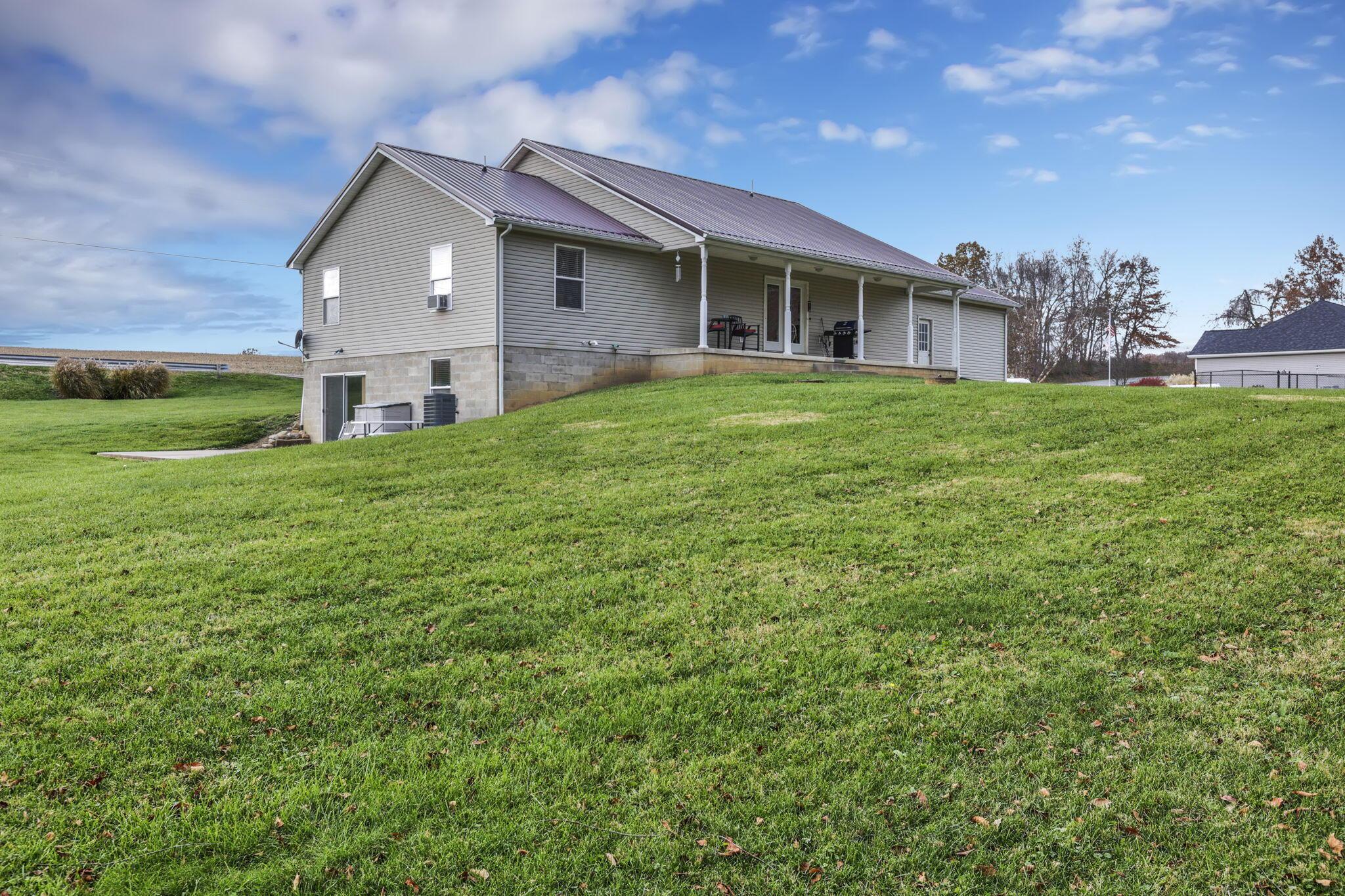 6092 Clearport Road Southwest Lancaster, OH 43130 - Photo 49 of 70 50-web-or-mls-_S5A5692