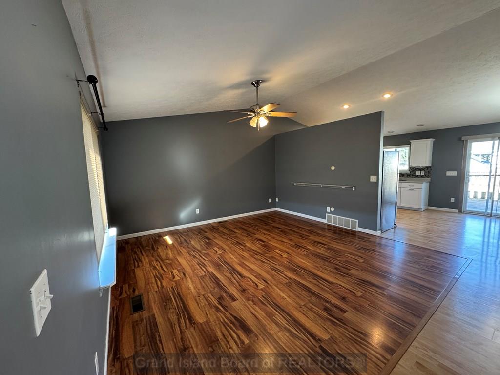 4140 West Ridge Lane Grand Island, NE 68803 - Photo 5 of 35 Gallery Image 5