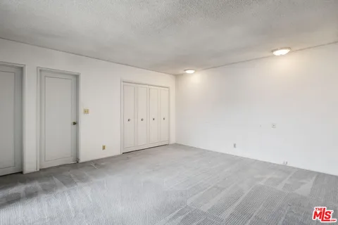 $1,798,850 | 6619 Bedford Avenue, Los Angeles, CA 90056